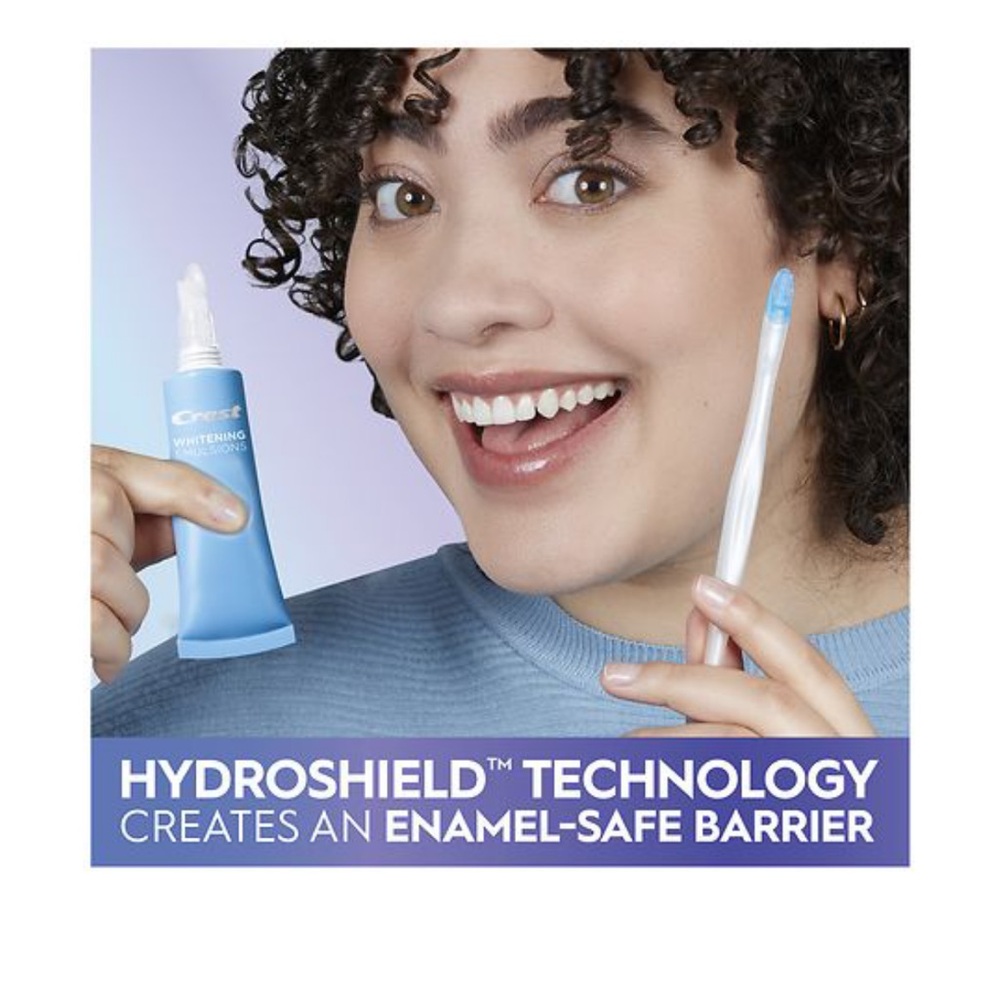 Crest 3D White Daily Whitening Serum - Blue and White - Picture 2 of 5